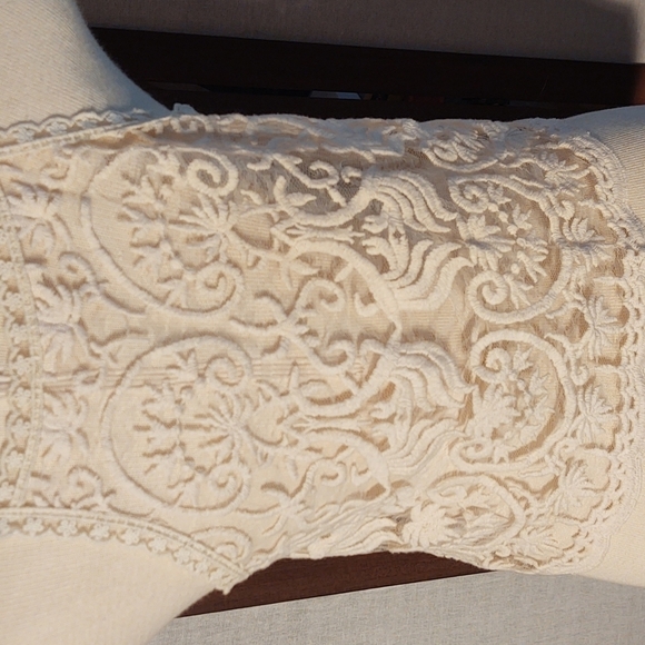 Maitai Floral Embroidery Sheer Crop Top Sz S - Picture 6 of 10